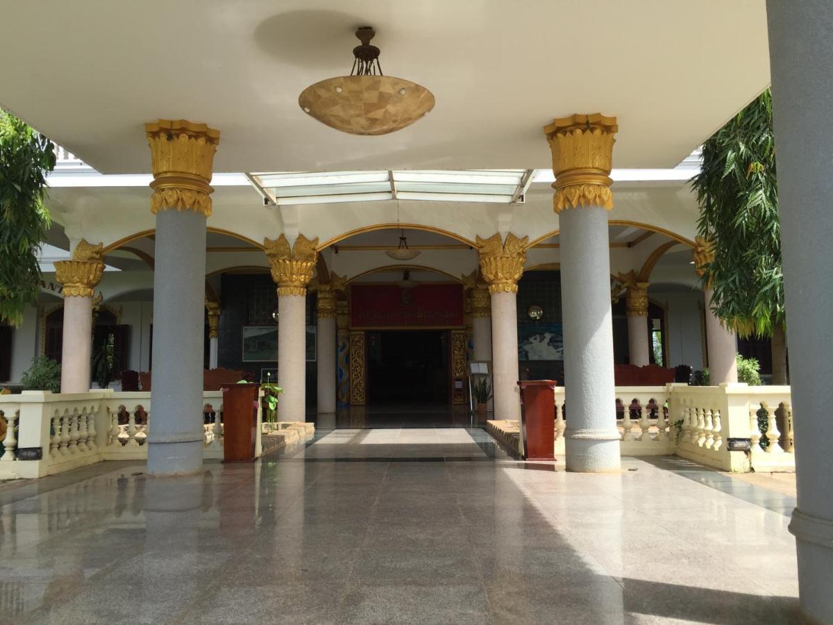 Champasak Palace Hotel Pakse Exterior foto
