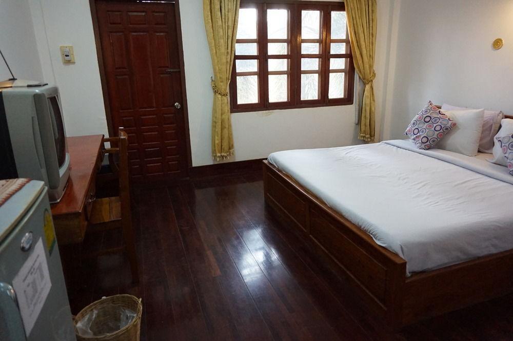 Champasak Palace Hotel Pakse Exterior foto