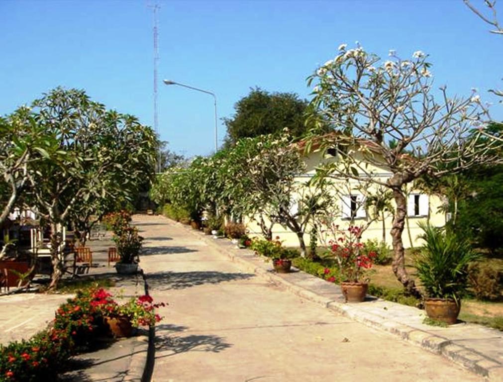 Champasak Palace Hotel Pakse Exterior foto